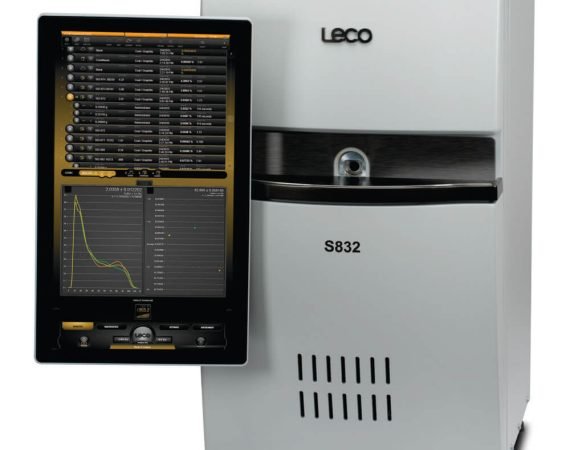 S832